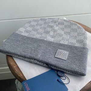 Louis Vuitton Monogram Gray Beanie